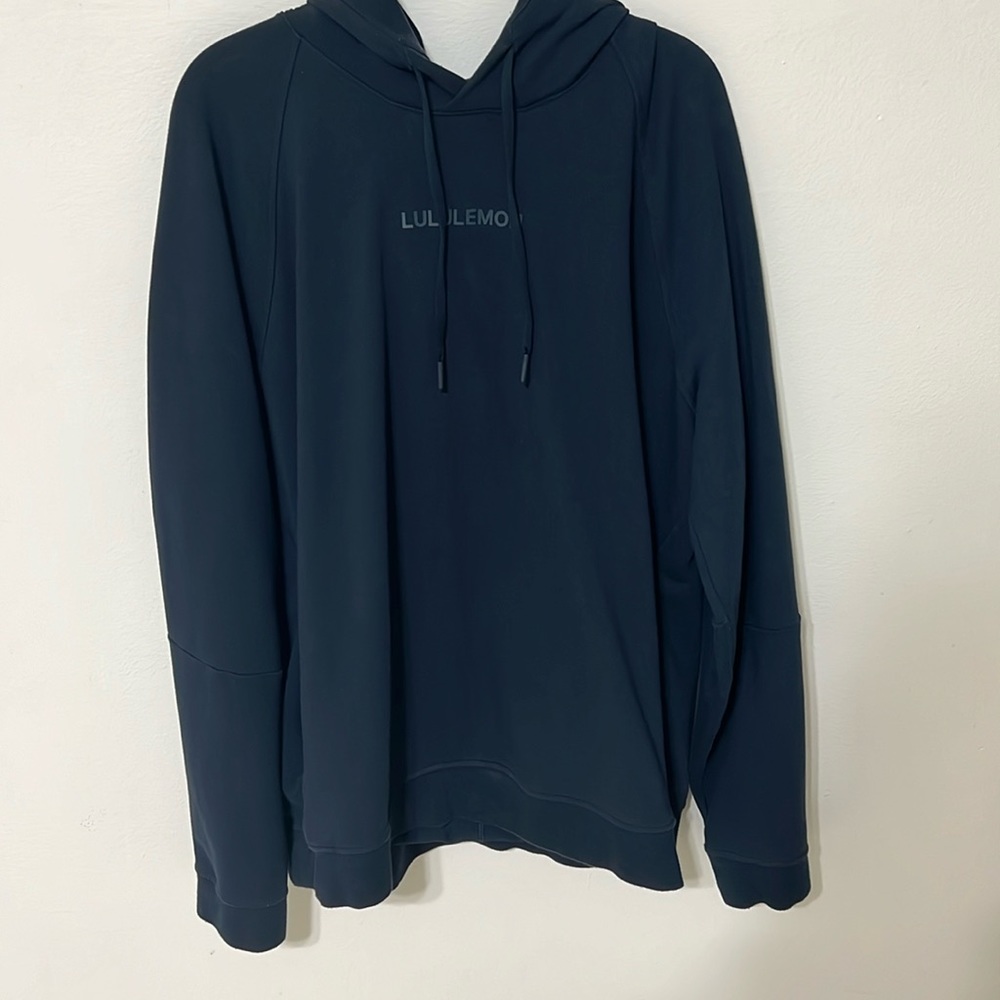 lululuemon graphic hoodie